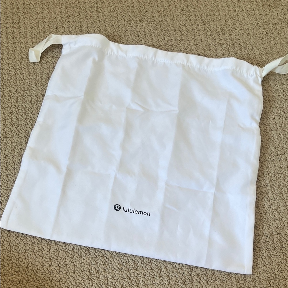 💙FREE WITH PURCHASE💙 Lululemon White Drawstring Dust Bag